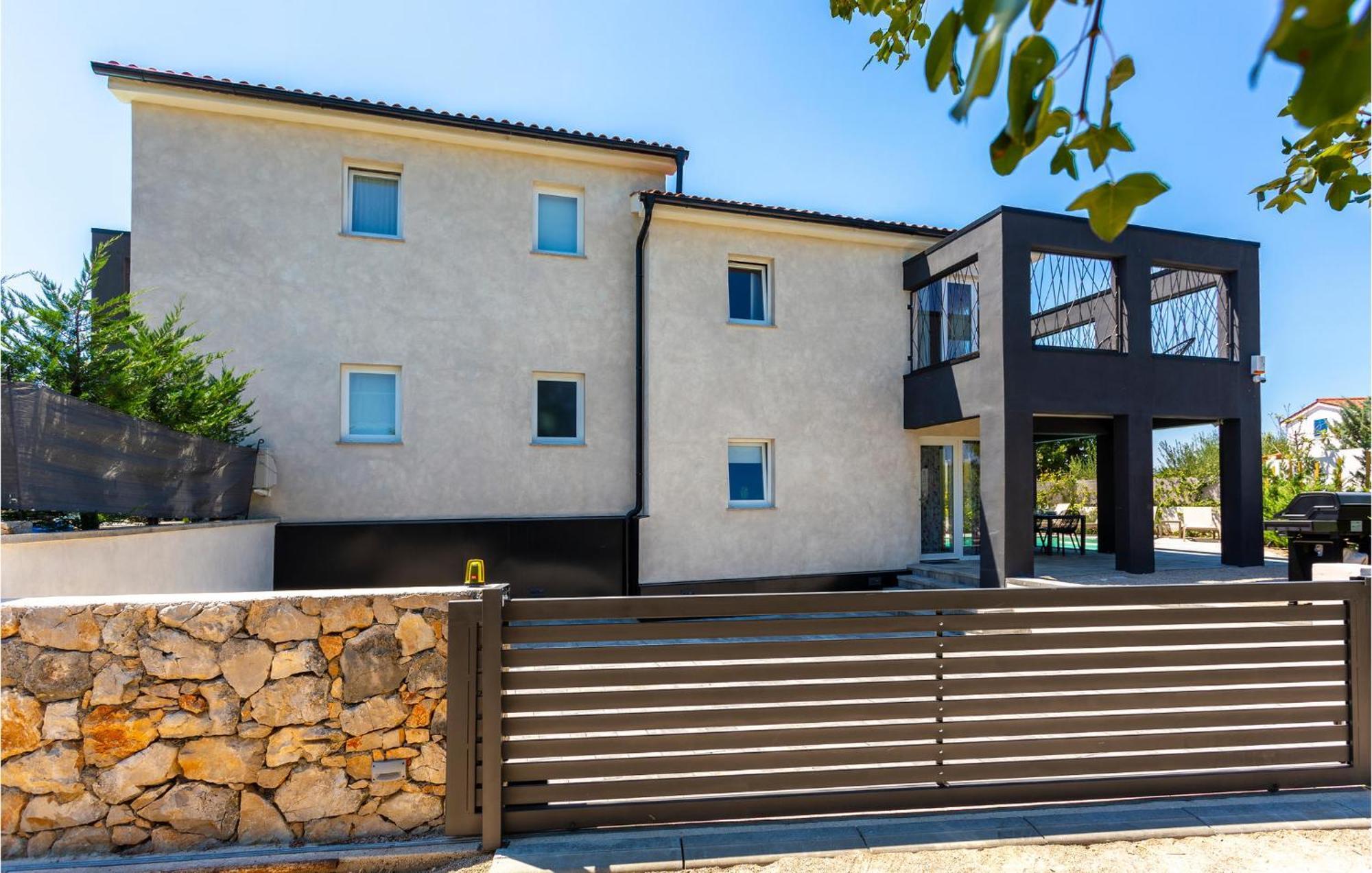 Amazing Home In Sveti Ivan Dobrinjski With Sauna Eksteriør bilde