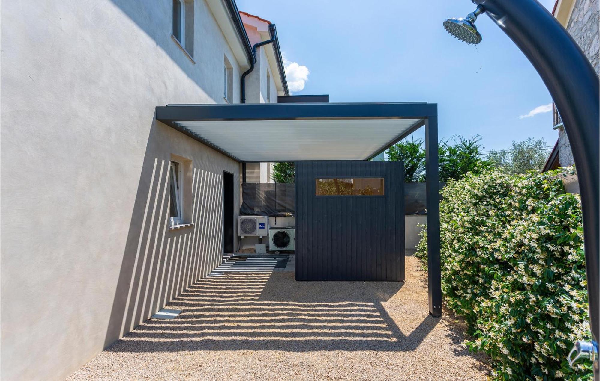 Amazing Home In Sveti Ivan Dobrinjski With Sauna Eksteriør bilde